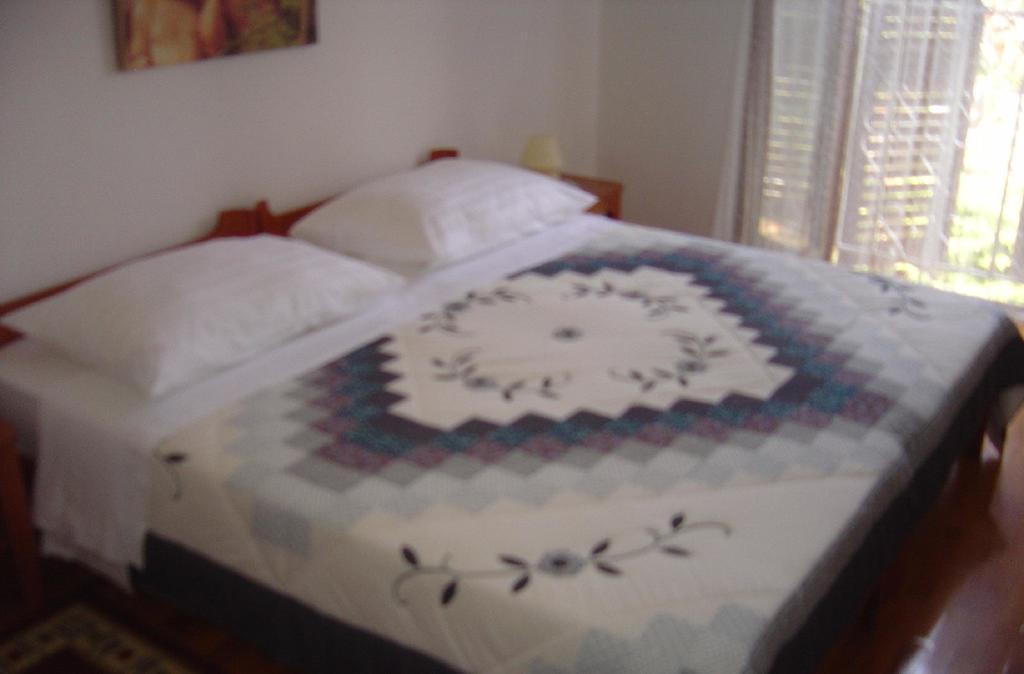 Vila Jadranka Apartments And Rooms Omišalj Стая снимка