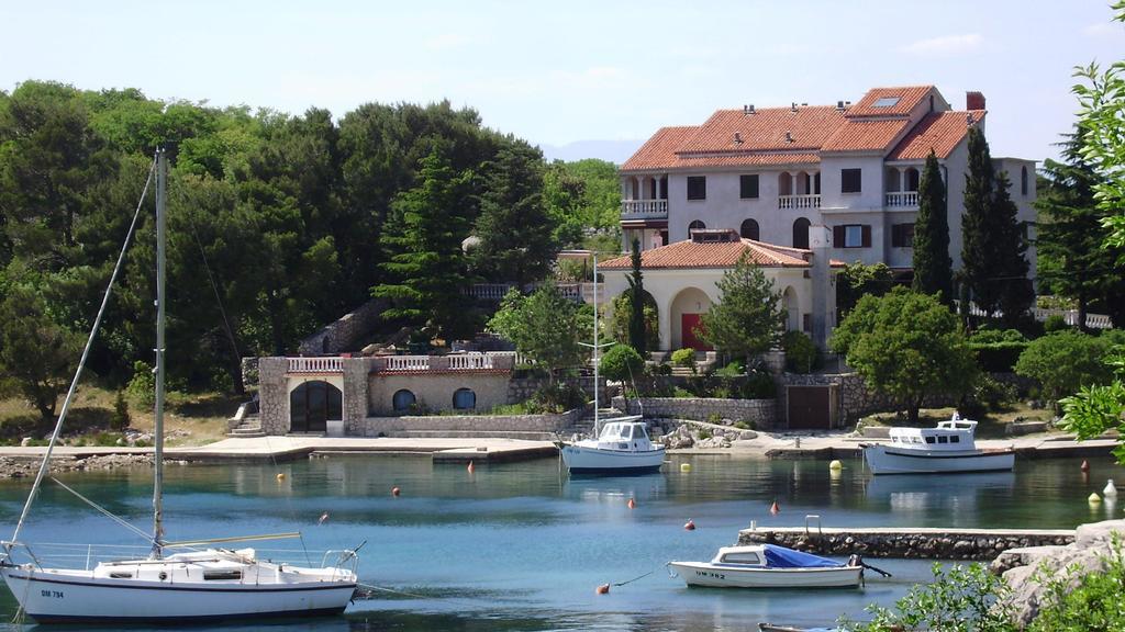 Vila Jadranka Apartments And Rooms Omišalj Стая снимка